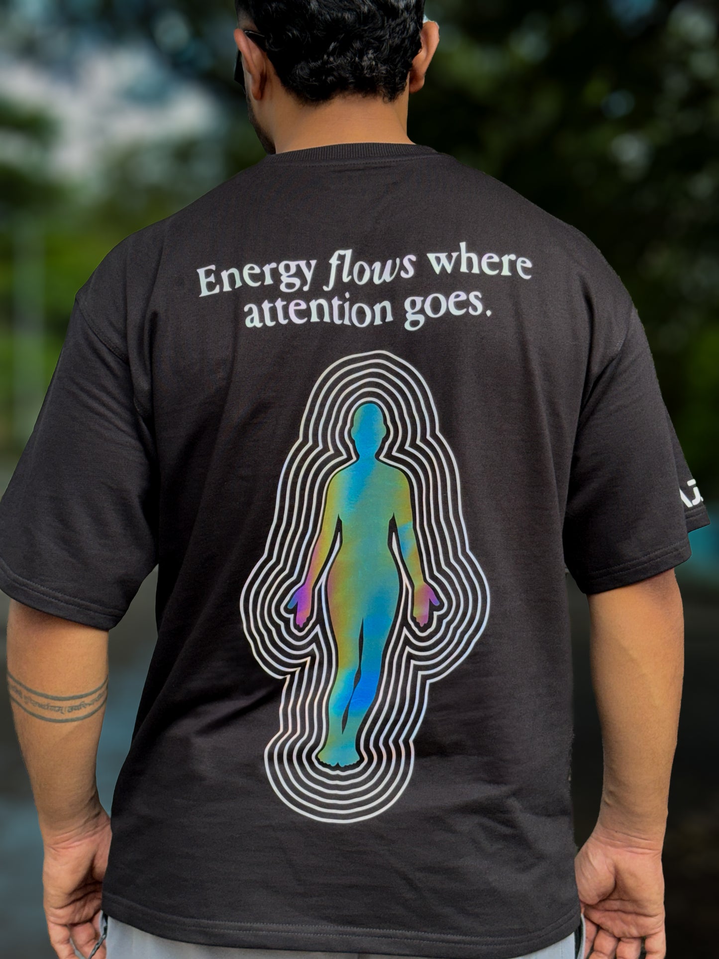 Aura Reflective Oversized T-Shirt – “Energy Flows” Edition